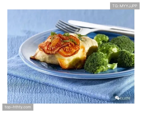 林书豪冰箱里只有鸡胸肉和蛋白粉,连约会都约在健身房 林书豪冰箱里只有鸡胸肉和蛋白粉,连约会都约在健身房